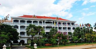 Ree Hotel - Ciudad de Siem Riep