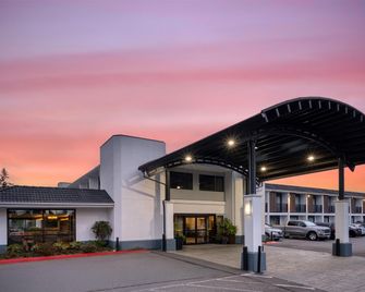 Best Western Seattle Airport Hotel - SeaTac - Edificio