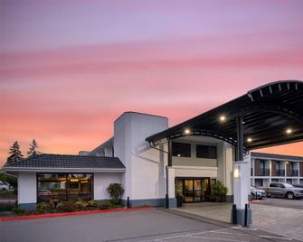 Best Western Seattle Airport Hotel - סיטאק - בניין
