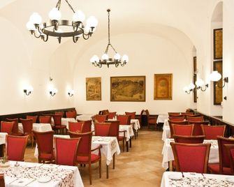 Klastrom Hotel - Győr - Restaurant