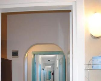 Hotel Mastropeppe - San Felice Circeo - Hallway