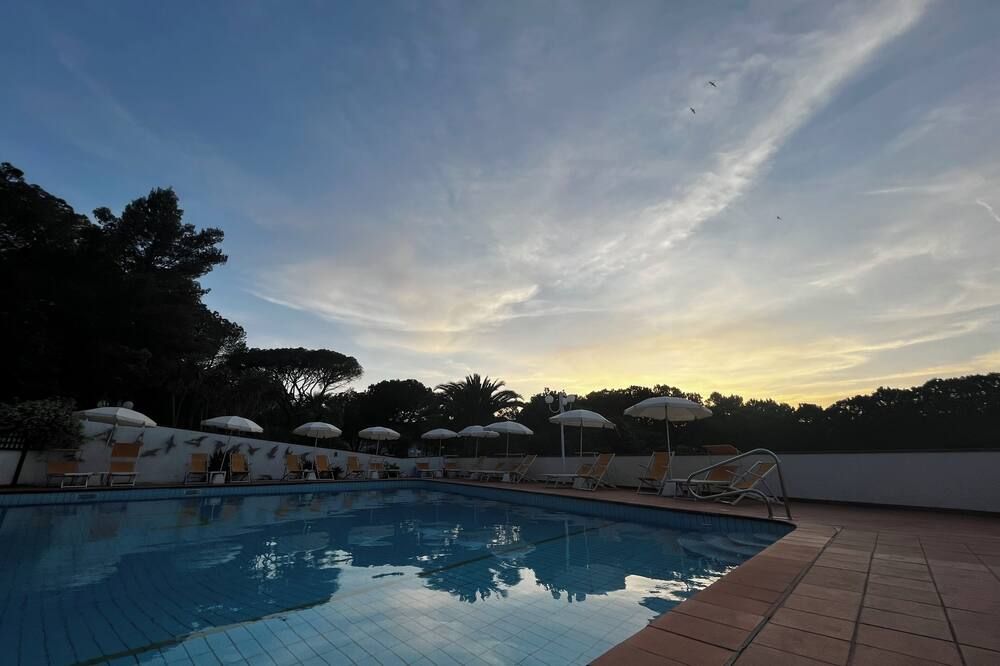 Capo Di Stella - Capoliveri - Piscina