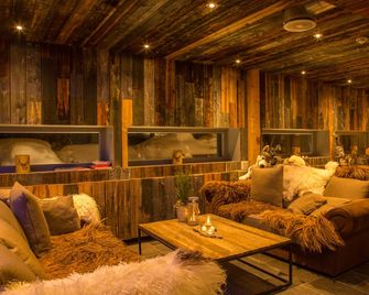 Kirkenes Snowhotel - Kirkenes - Lounge
