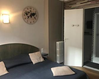 Hotel Bernieres - קאה - חדר שינה