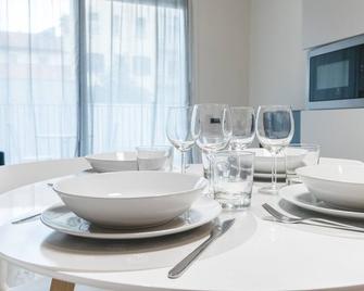 Italianway - Lazzaro Papi 14 A - Milan - Dining room