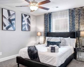 A Taste of Luxe Upscale Condo Near Nashville and Ft Campbell - Clarksville