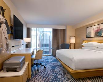 Delta Hotels by Marriott Toledo - Toledo - Schlafzimmer