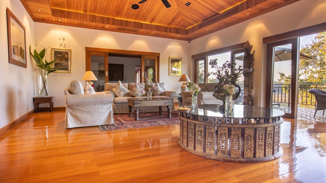 با ساك تونج