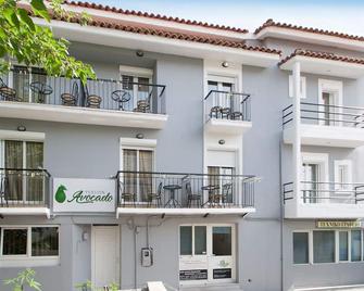 Pension Avocado - Skiathos - Gebäude