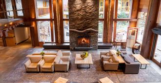 Moose Hotel and Suites - Banff - Recepción