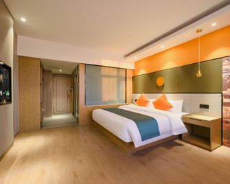 Zhongjiang Hotel - Tongling - Bedroom