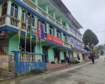 Hotel Tawang Holiday - Tawang - Building