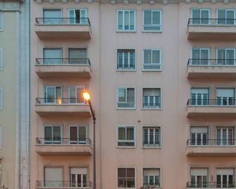 Flattered to be in Lisboa - ליסבון - בניין