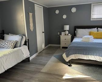 Greenville Getaway W/Hot Tub & Game Room - Greenville (Greene County) - Bedroom