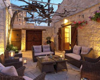 Sanders Arsorama - Vasa - Patio