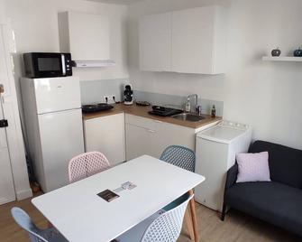 Appartement cosy plein centre - Conches-en-Ouche - Cuisine