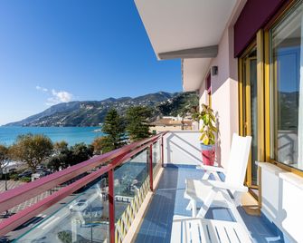 Reginna Palace Hotel - Maiori - Balkon
