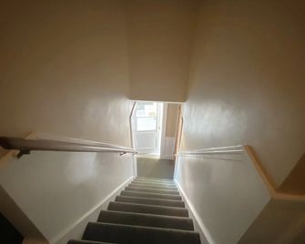 Seashell Motel - Dennis Port - Escaleras