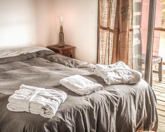 El Diablo Tranquilo Hostel - Punta del Diablo - Schlafzimmer