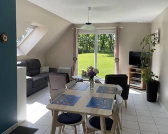 La petite maison - Quemper-Guézennec - Comedor