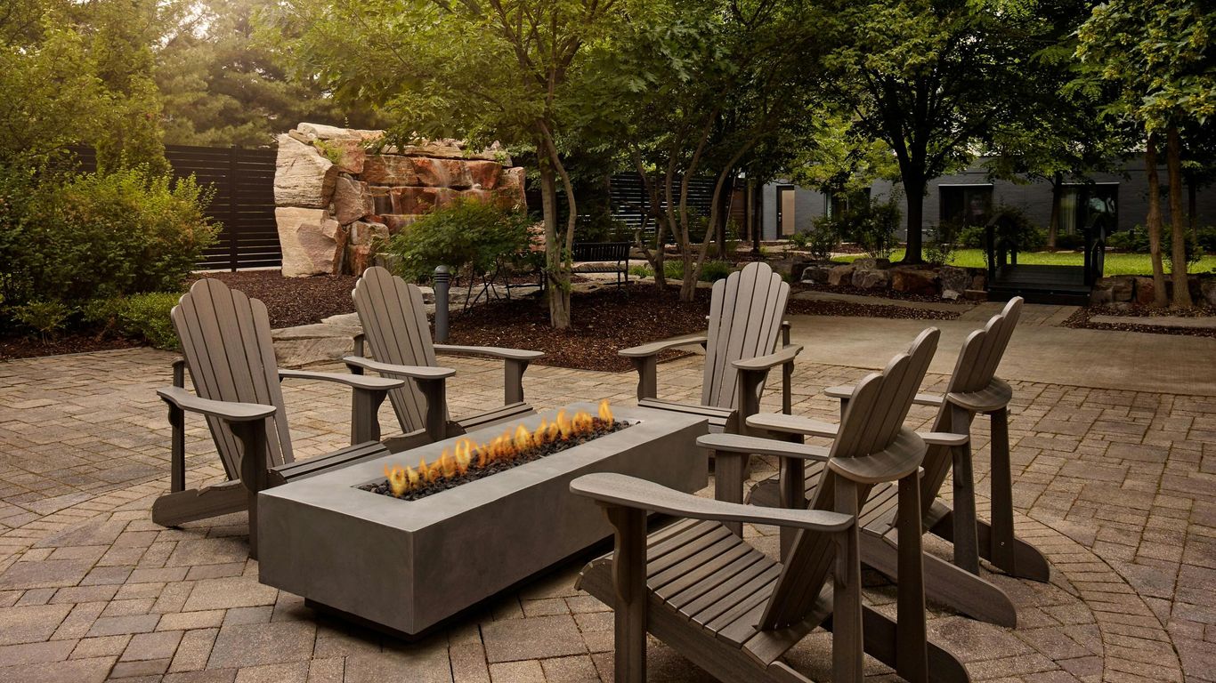 Courtyard by Marriott Hamilton