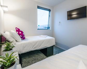 At the Right Place - Christchurch - Quarto