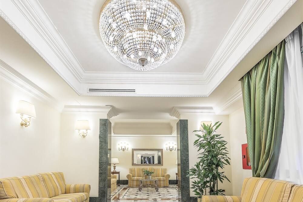 رايلي هوتل ريجيو