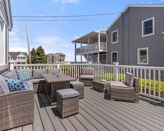 Ocean Views | Deck | Updated Kitchen - Rye - Balcony