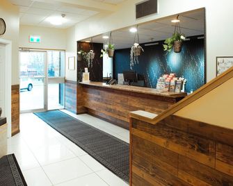 Pemberton Hotel - Pemberton - Rezeption