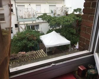 Chambre de Babouchka - Rennes - Balcón