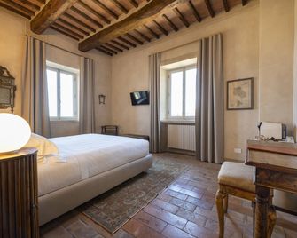 Villa Le Prata - Residenza del Vescovo - Cantina & Relais - Montalcino - Bedroom