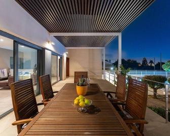 Sunshine Villa by Fidalsa - Los Montesinos - Balcón