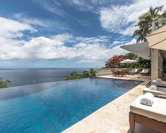 Bananaquit House, large hillside Villa, Piton View - Direct from Owner - Soufrière - Pool