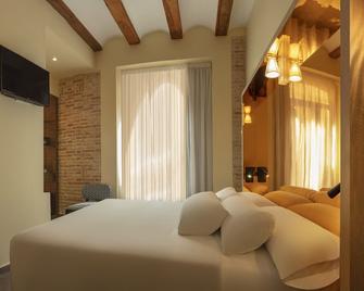 Hotel Sh Suite Palace - Valencia - Habitación