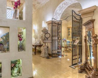 room Select Via Veneto - Řím