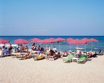 Tsalos Hotel - Analipsi - Strand