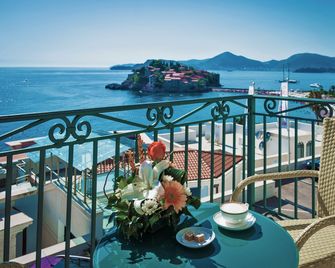 Hotel Azimut - Sveti Stefan - Balcón