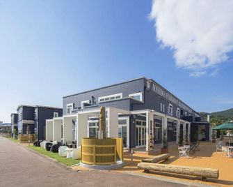 Aoshima Fisherman's Beachside Hostel & Spa - Miyazaki - Gebäude
