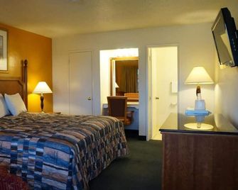 Classic Inn - Red Bluff - Slaapkamer