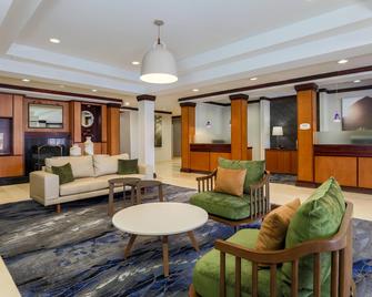 Fairfield Inn & Suites by Marriott Mahwah - Mahwah - Living room
