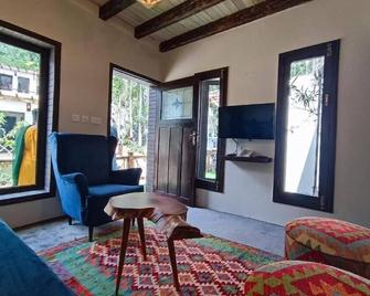 Offto Resort Hunza - Karimabad - Sala de estar