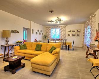 Villa Gaville - Lucolena - Sala de estar