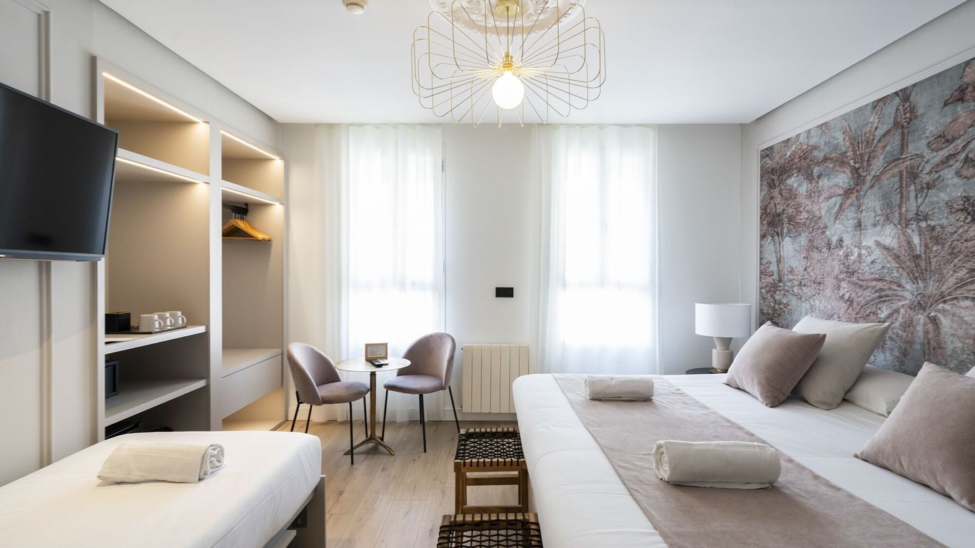 You & Co. J. Botánico Boutique