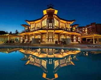 1 bed apartment with a breathtaking view - Peachland - Pool