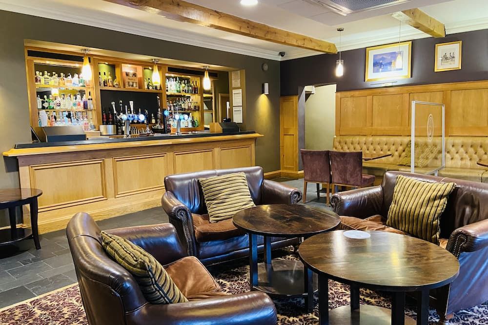 Waterloo Hotel Lodge - בטווס אי קואד - בר