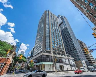 Yorkville Terrace - Toronto - Building
