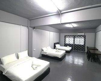 Makotel Hostel Ipoh - Ipoh - Bedroom
