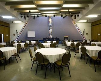 Résidences Campus Notre-Dame-de-Foy - Saint-Augustin-de-Desmaures - Restaurante