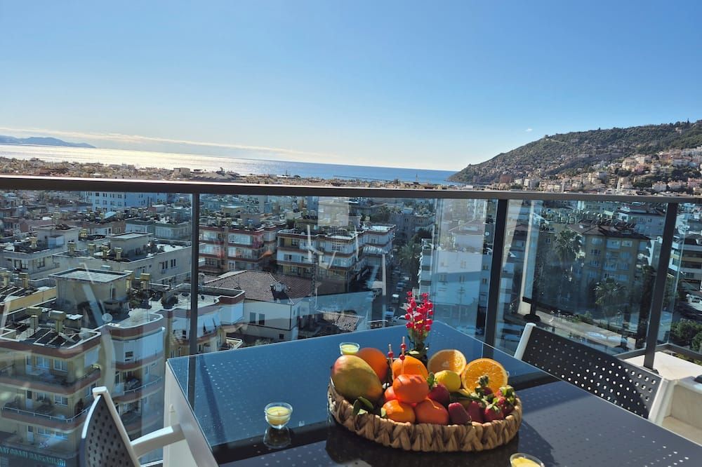 Luxury apartment with panoramic sea view emerald - אלניה - מרפסת