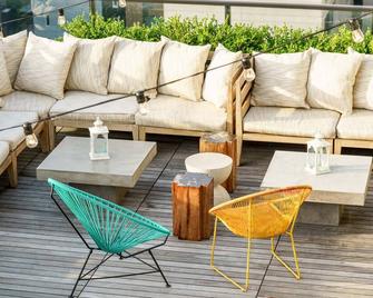 Bohemian Chic Room w/ Rooftop Views Access in Heart of SoHo - Pets Welcome - Nueva York - Patio